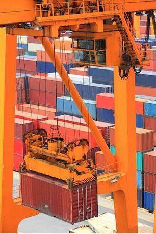 GOIAN Aduanas Customs cargo container crane